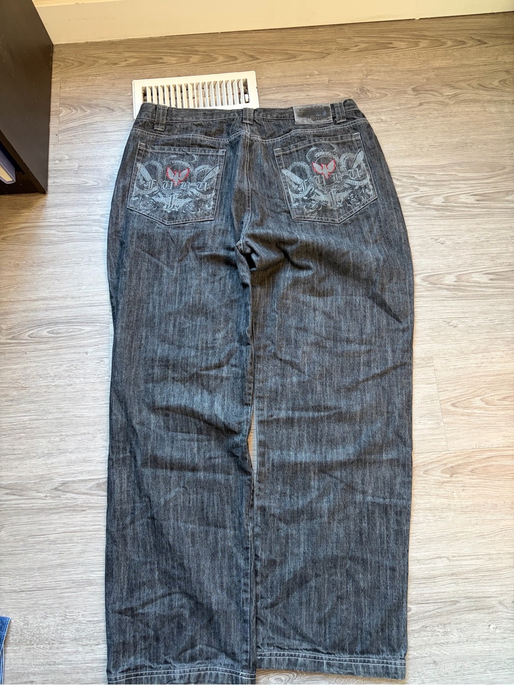 Men’s baggy Fubu jeans black